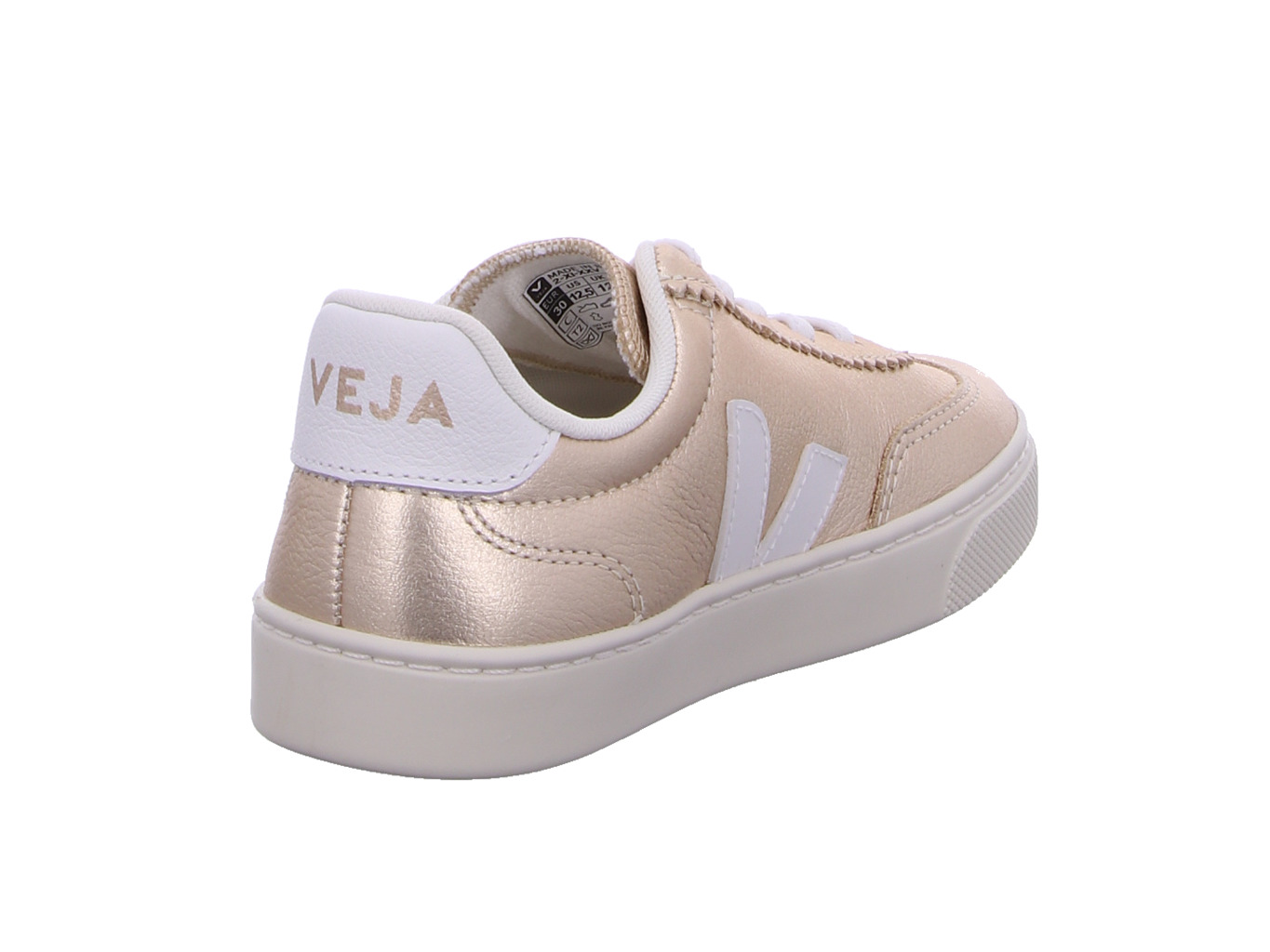 veja_small_volley_sy2021516c_2126