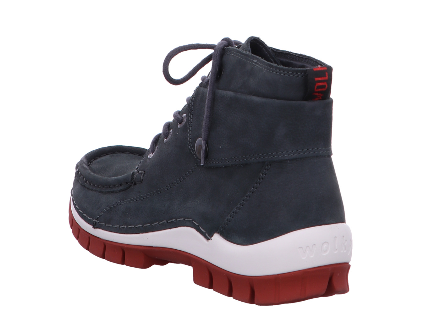 wolky_jump_winter_0472511_210_5149