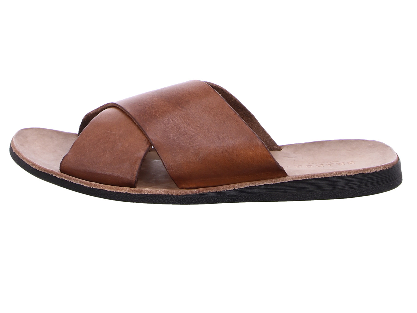 brador_walk_46510_mogano_3133