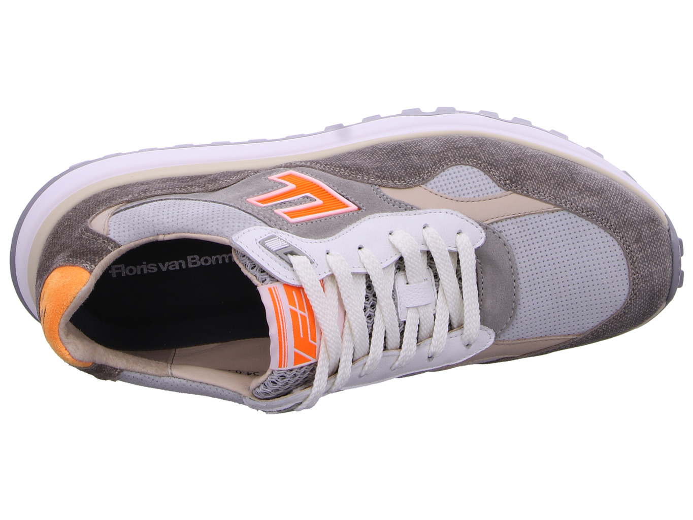 floris_van_bommel_de_gripper_01_27_sfm_10238_34_02_3_7235