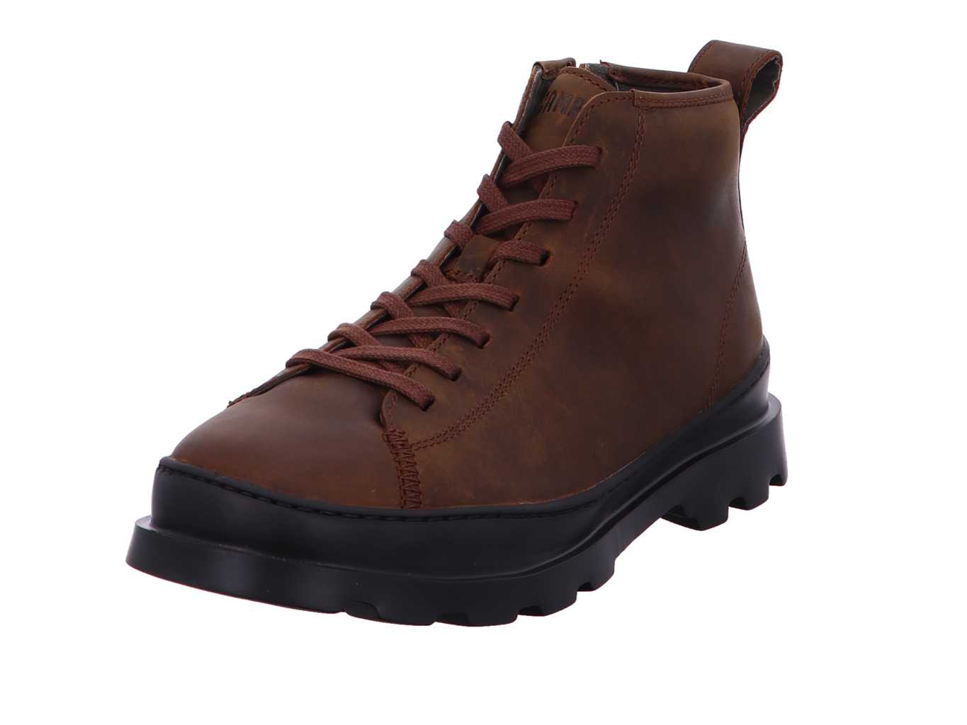 camper_brutus_k300444_006_1126